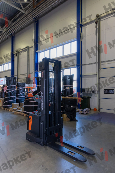 Самоходный штабелер PS15 Duplex mast (В-3200мм) HV Market