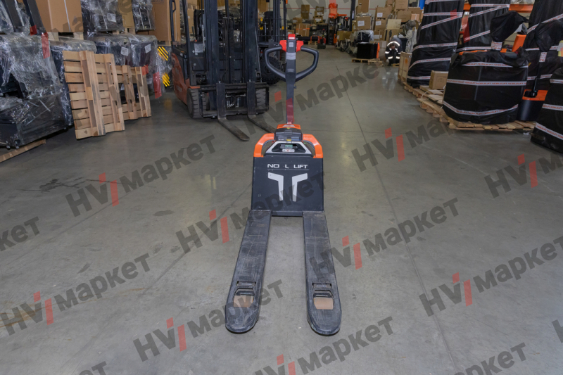 Тележка самоходная PTE15Q2-A 1500 кг, 540/685 * 1150 мм, одинарный ролик, литий-ионный аккумулятор 48 В / 20 Ач, зарядное устройство на 5 А, китайский контроллер, без стабилизаторов HV Market