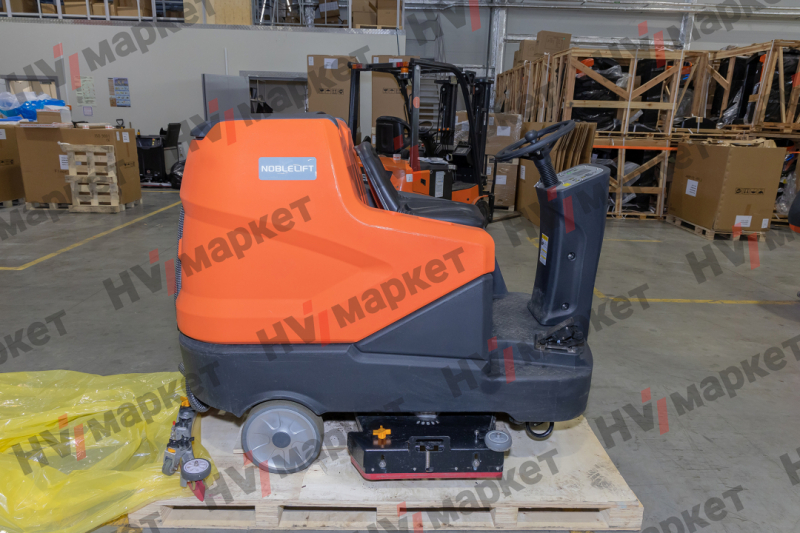 Поломоечная машина NR1060 (АКБ Литий 150Ач) HV Market