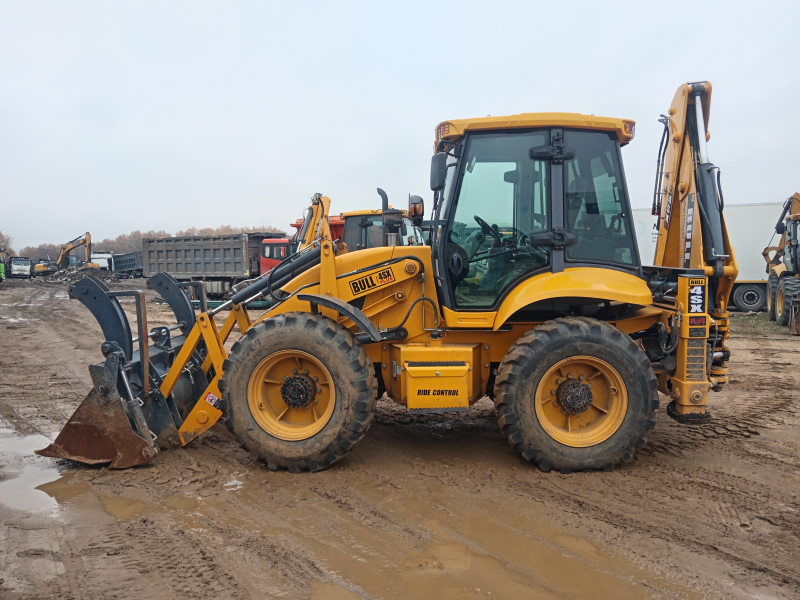 Bull 4SX Экскаватор-погрузчик HV Market