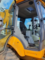 Bull 4SX Экскаватор-погрузчик HV Market