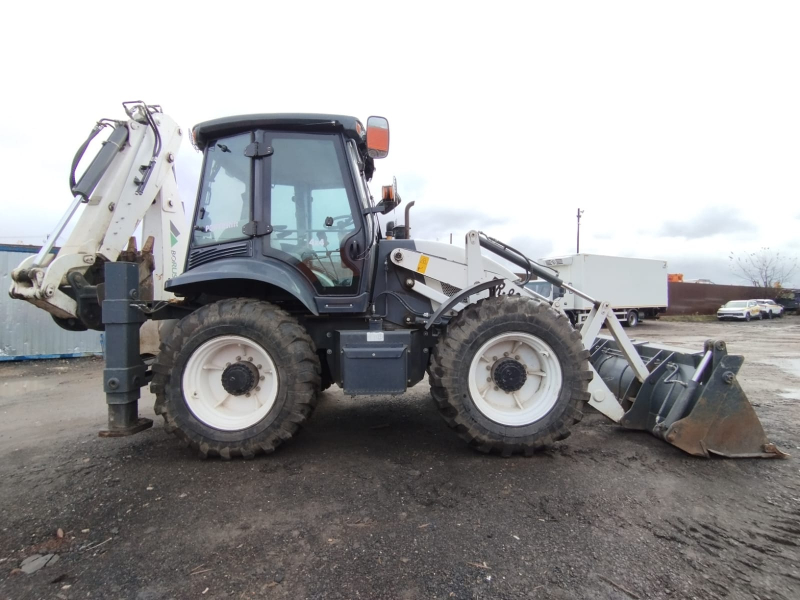 Borus BR-825 Экскаватор-погрузчик HV Market