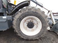 Borus BR-825 Экскаватор-погрузчик HV Market