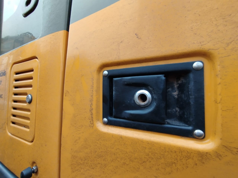 XCMG XE180* Экскаватор