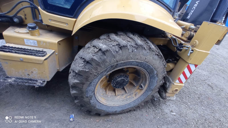 FORCE VECTOR FV* Экскаватор-погрузчик