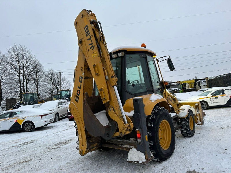 SDLG B877 Экскаватор-погрузчик