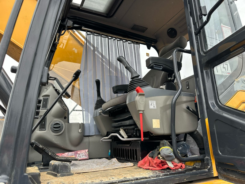 LiuGong CLG936E Экскаватор HV Market