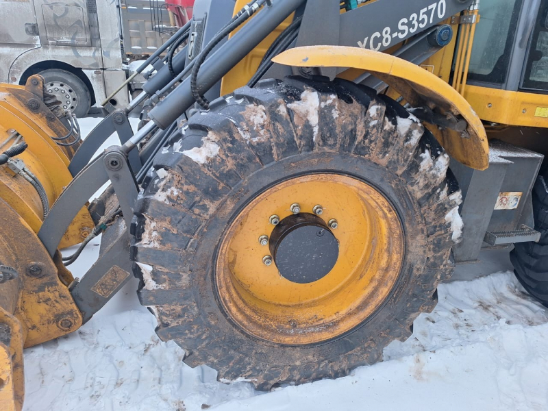 XCMG XC8* Экскаватор-погрузчик