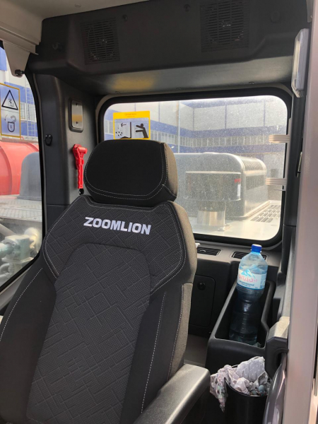 Zoomlion ZE370 Экскаватор