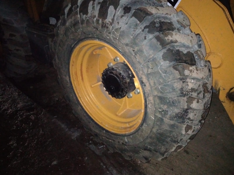 RUNMAX SE460* Экскаватор-погрузчик HV Market