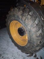 RUNMAX SE460* Экскаватор-погрузчик HV Market