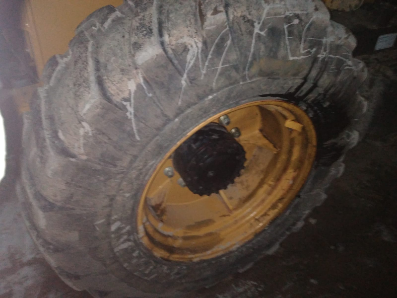 RUNMAX SE460* Экскаватор-погрузчик HV Market