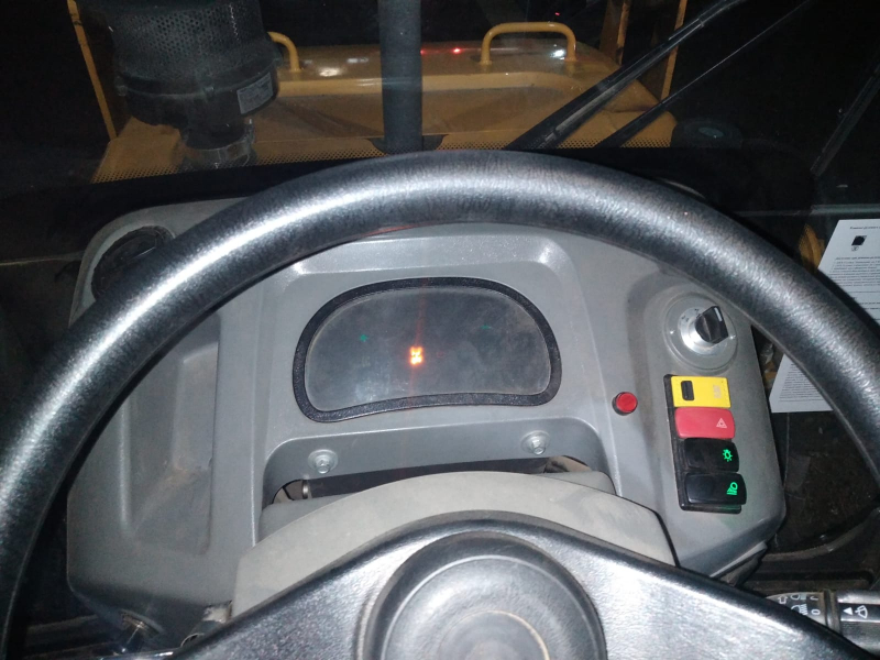 RUNMAX SE460* Экскаватор-погрузчик HV Market