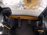 LGCE B877 Экскаватор-погрузчик HV Market