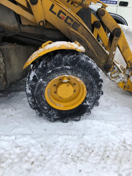 LGCE B877 Экскаватор-погрузчик