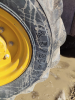 LGCE B877 Экскаватор-погрузчик HV Market