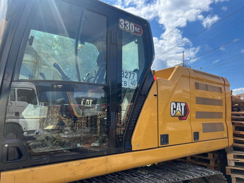 Caterpillar 330 Экскаватор
