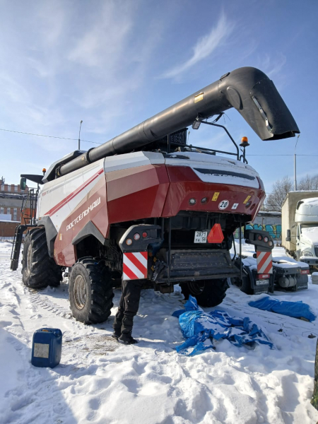 КЗ Ростсельмаш РСМ-181 Комбайн