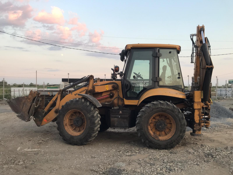 BEL-DOZER BD* Экскаватор-погрузчик