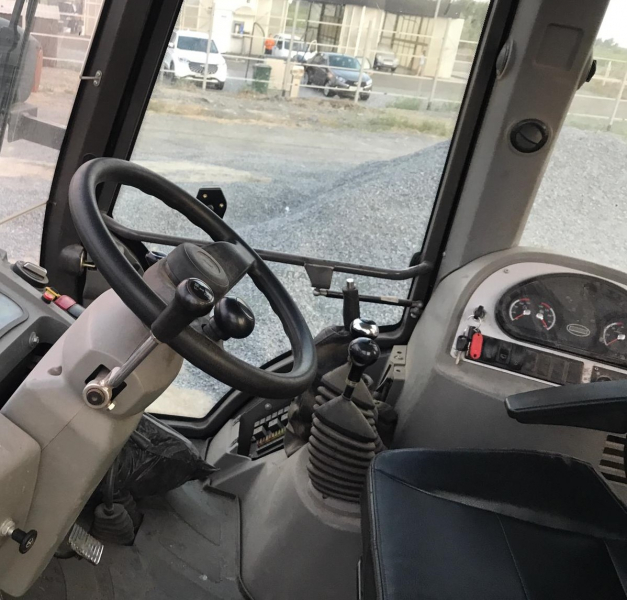 BEL-DOZER BD* Экскаватор-погрузчик