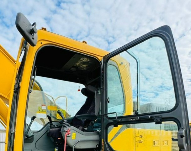 LGCE E6255 Экскаватор