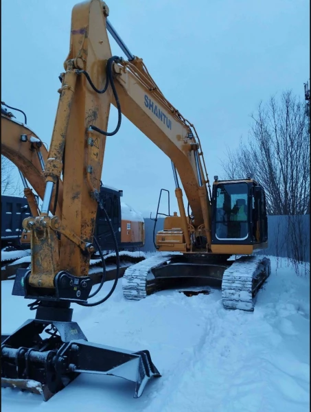 Экскаватор Shantui SE220LC