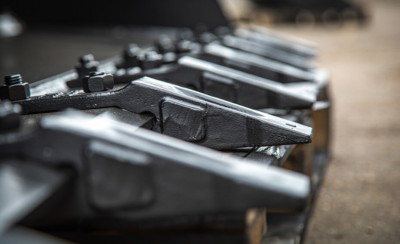 Челюстной ковш Impulse CB-2400-1,4 6в1 HV Market