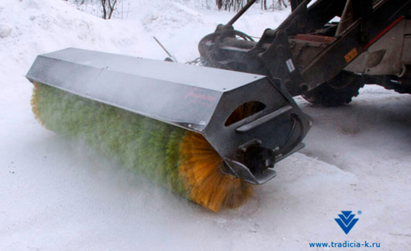 Щетка дорожная Impulse SP2400G гидроповорот с плитой HV Market