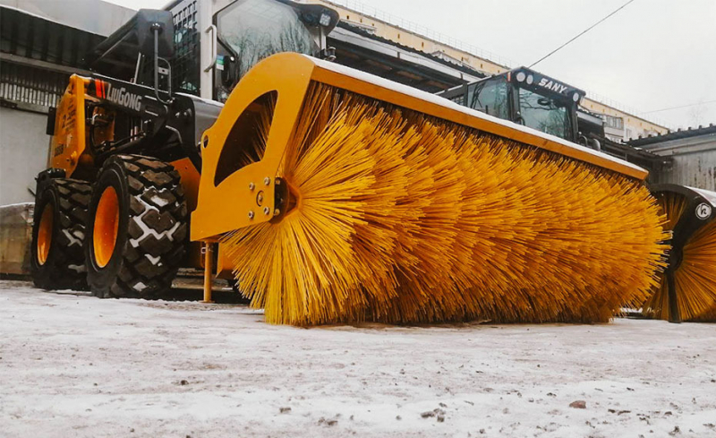 Щетка дорожная коммунальная Delta RS 1900x800G с гидравлическим поворотом