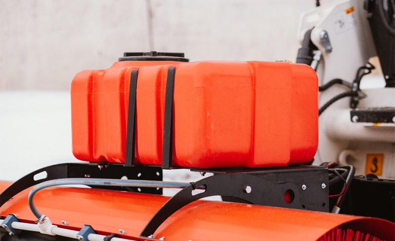 Система орошения щетки Impulse SP 1800 (бак 100 л насос + форсунки)