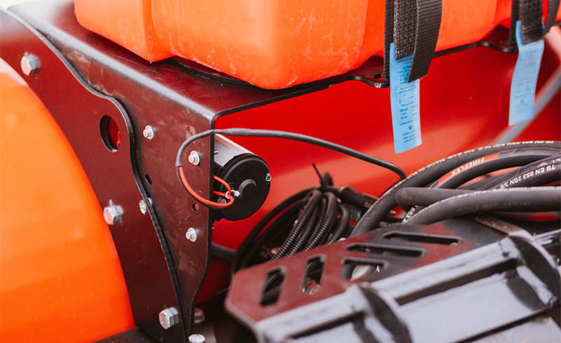 Система орошения щетки Impulse SP 1800 (бак 100 л насос + форсунки)