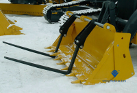 Вилы откидные паллетные Impulse PF2000 на ковш John Deere 325J/315SK/325SK HV Market