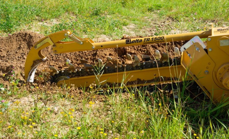 Траншеекопатель Delta TR900 для мини-погрузчиков для грунта HV Market