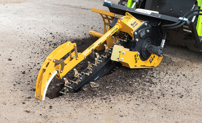 Траншеекопатель Delta TR900 для мини-погрузчиков для грунта HV Market