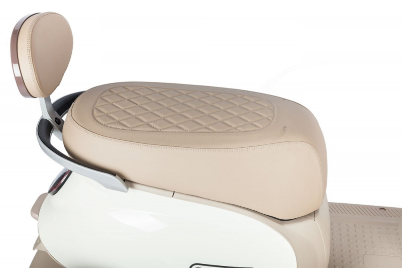 Электротрицикл Rutrike Gelbert Ogma 48V/60V 650Вт Белый HV Market