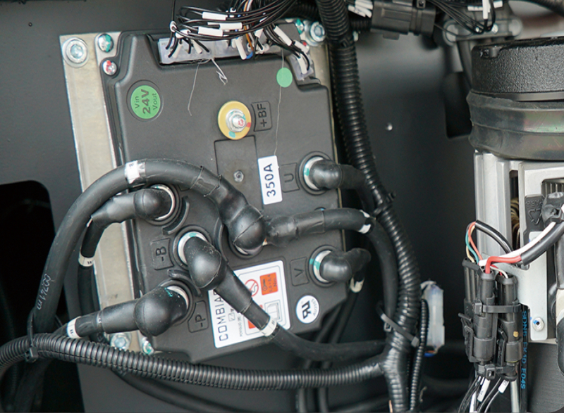 Самоходный штабелер PS18CB Triplex mast (Литий 200 Ач, EPS, Platform and Guardial Rail, В-4000) HV Market