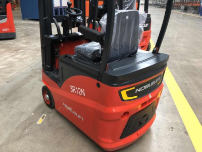 Электрический вилочный погрузчик FE3R08N Duplex mast (Литий 277 Ач, В-4000мм)   HV Market