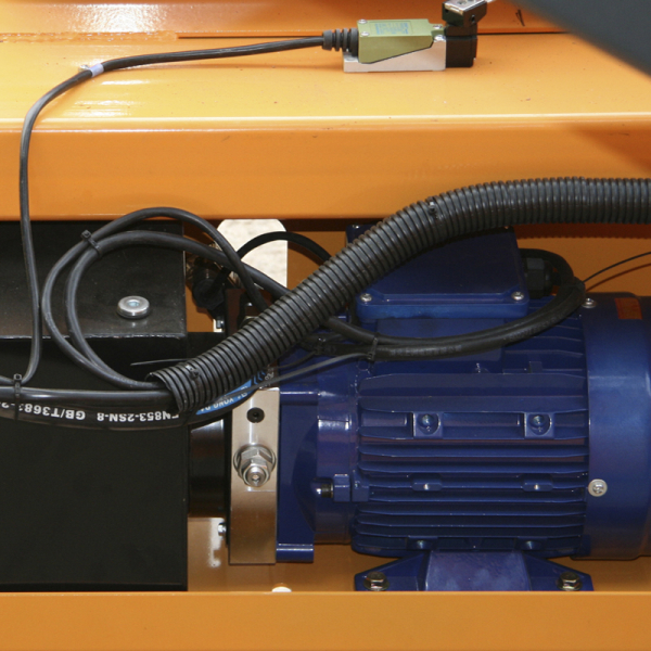 Подъемник ножничный несамоходный SJY-0.5-9 (GL) (220В, 500 кг, 9 м) SMARTLIFT (SMART)