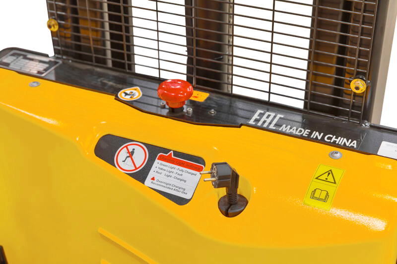 Штабелер электрический самоходный ESL122 (1200 кг, 3,3 м, li-ion 24В / 80Ач) SMARTLIFT (SMART)