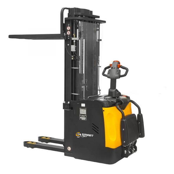 Штабелер электрический самоходный ES16-RS (1600 кг, 4,5 м, 24В / 280Ач) SMARTLIFT (SMART)