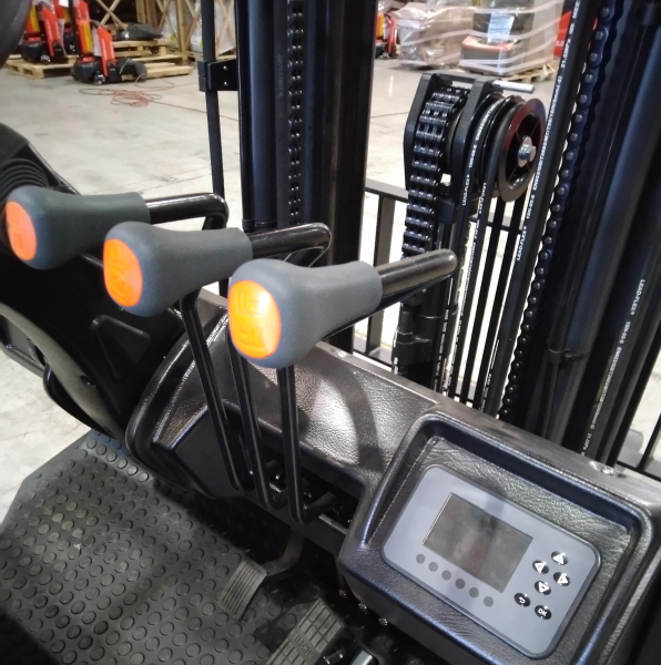 Электрический вилочный погрузчик Noblelift FE4P14QC Duplex mast (Свинц-кислот 360Ач, FFL, В-4000мм), высота подъема 4000 мм, грузоподъемность 1400 кг, ширина вил 100 мм