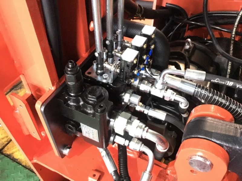 Электрический вилочный погрузчик Noblelift FE4P16N Duplex mast (Литий 277Ач, FFL, В-2500мм), высота подъема 2500 мм, грузоподъемность 1600 кг, ширина вил 100 мм