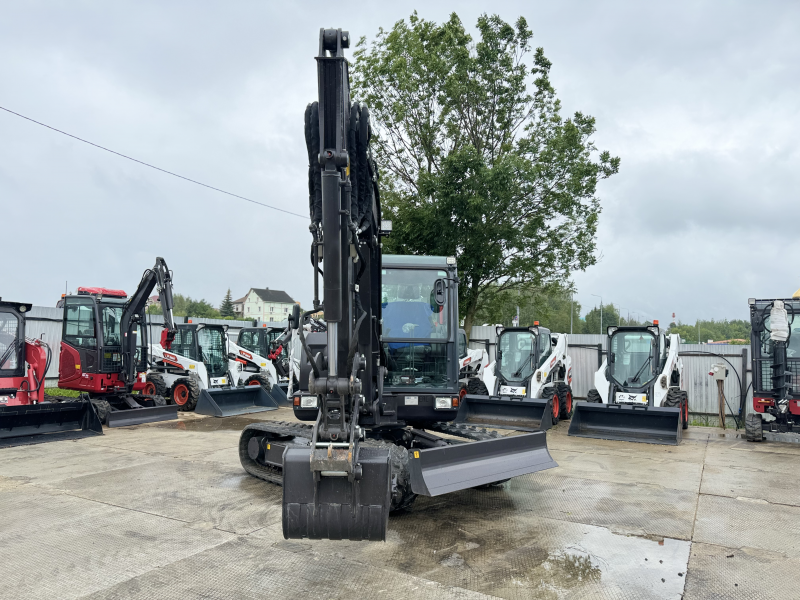 Мини-экскаватор QUADTRAC EX60 (6 т, кабина, А/С, квикаплер, поворотная стрела)