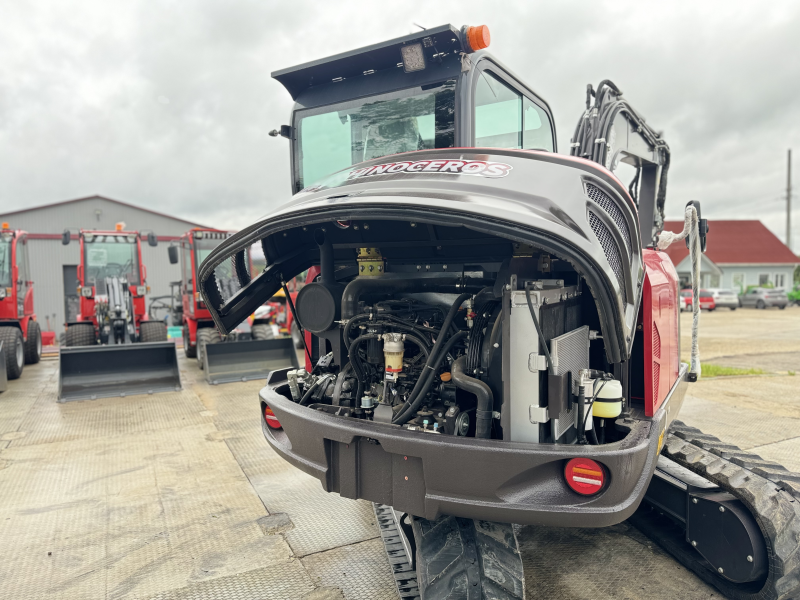 Мини-экскаватор QUADTRAC EX60 (6 т, кабина, А/С, квикаплер, поворотная стрела)