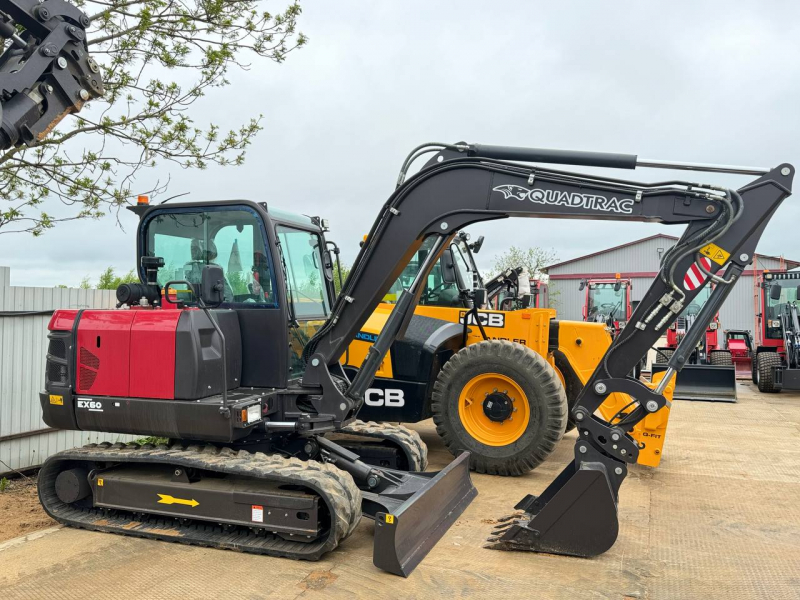 Мини-экскаватор QUADTRAC EX60 (6 т, кабина, А/С, квикаплер, поворотная стрела)