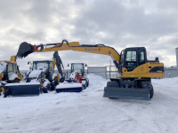 Мини-экскаватор QUADTRAC E130WH (12т, кабина, квикаплер, Желтый 2023 год) HV Market