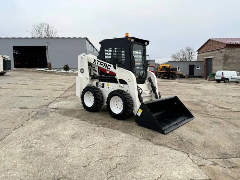Мини-погрузчик XTRAC S8 (850 кг)