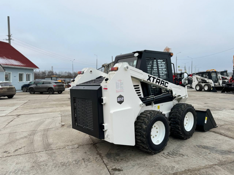 Мини-погрузчик XTRAC S12 (1250 кг 2 скорости HI HLOW)