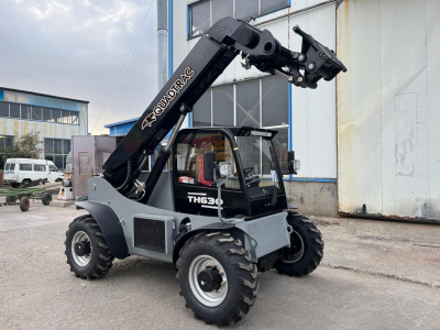 Мини-погрузчик QUADTRAC TH630 (3 т 6 метров, конд, вилы, ковш 2 куба гидростат, Италия)