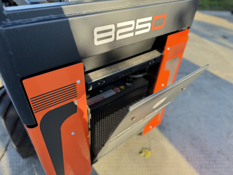 Мини-погрузчик CASTLOADERS 825D ИТАЛИЯ